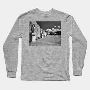 Great Parterre, Gardens of Schönbrunn, Vienna Long Sleeve T-Shirt